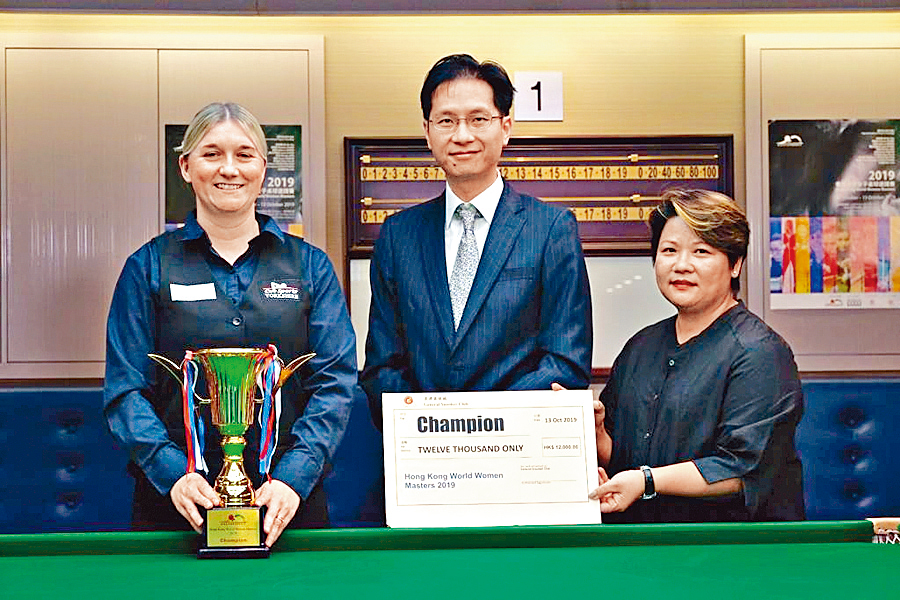 香港桌球總會主席羅永聰(中)將盡力為桌球「護級」。資料圖片