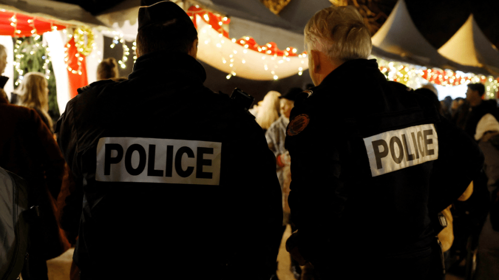 法國警方將加強巡邏。路透社