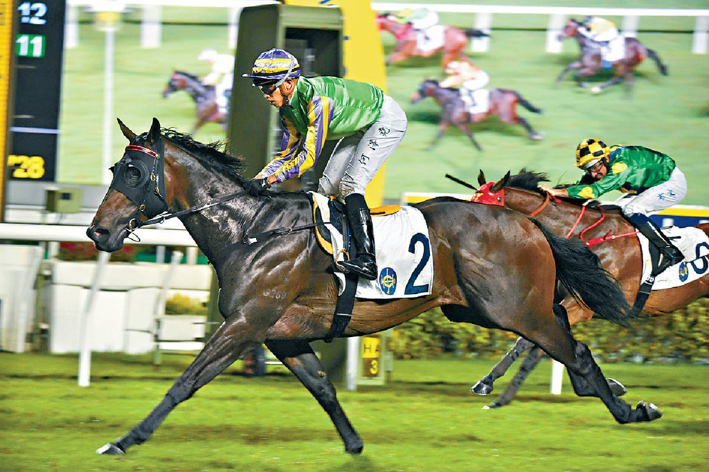 ■何澤堯昨晚為「能文能武」取得三連捷。 ■何澤堯昨晚為「能文能武」取得三連捷。