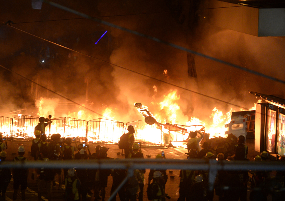 前年8月31日,多區爆發衝突。資料圖片