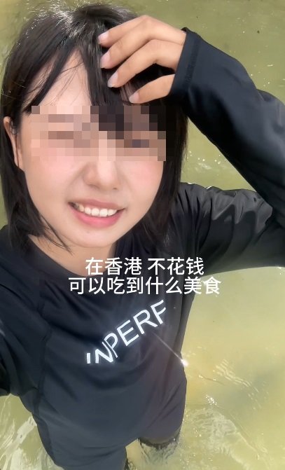 一位港漂女近日于小红书上分享自己与友人到西贡自制海鲜放题（小红书@一拳打死星期一）