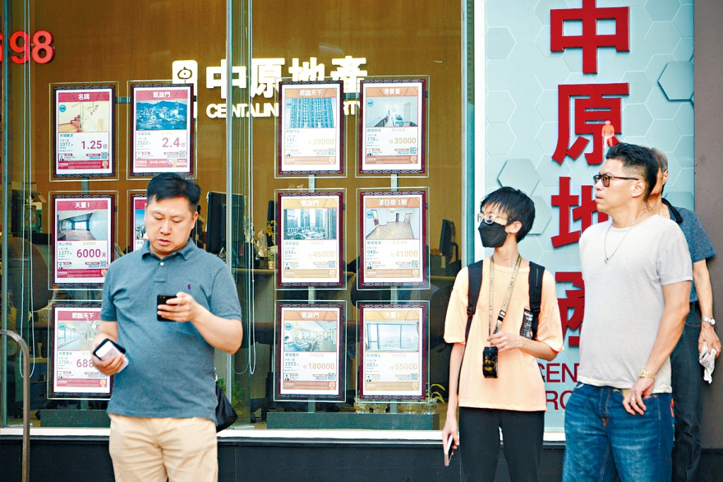 二手市場錄得止跌回穩信號，惟整體成交量仍極具挑戰。