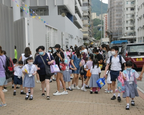 教聯會認會目前小學全日制的原意已被扭曲,應該全面進行檢討。資料圖片