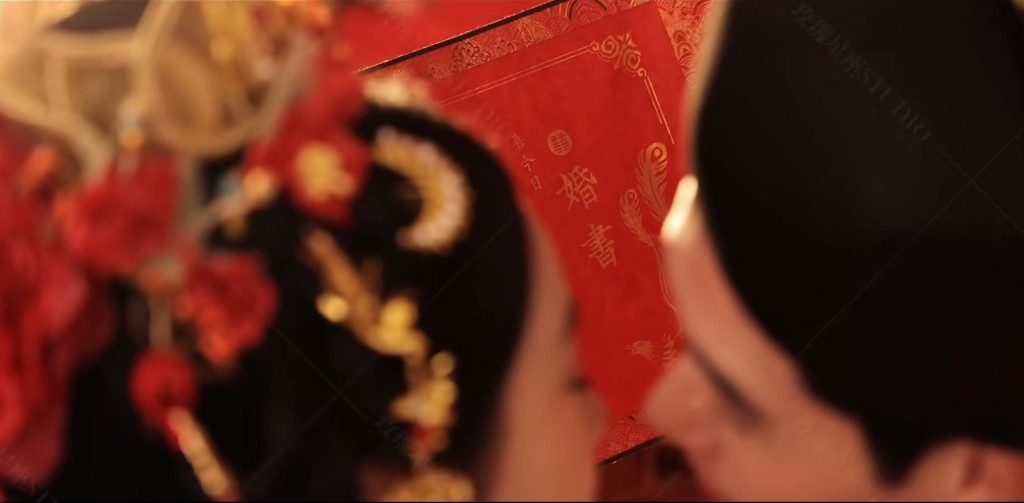 中式仿古婚禮微電影興起，成就新人最美回憶。抖音＠胖達胖達