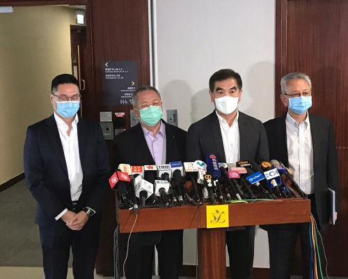 自由黨對李鵬飛離世表示傷感。