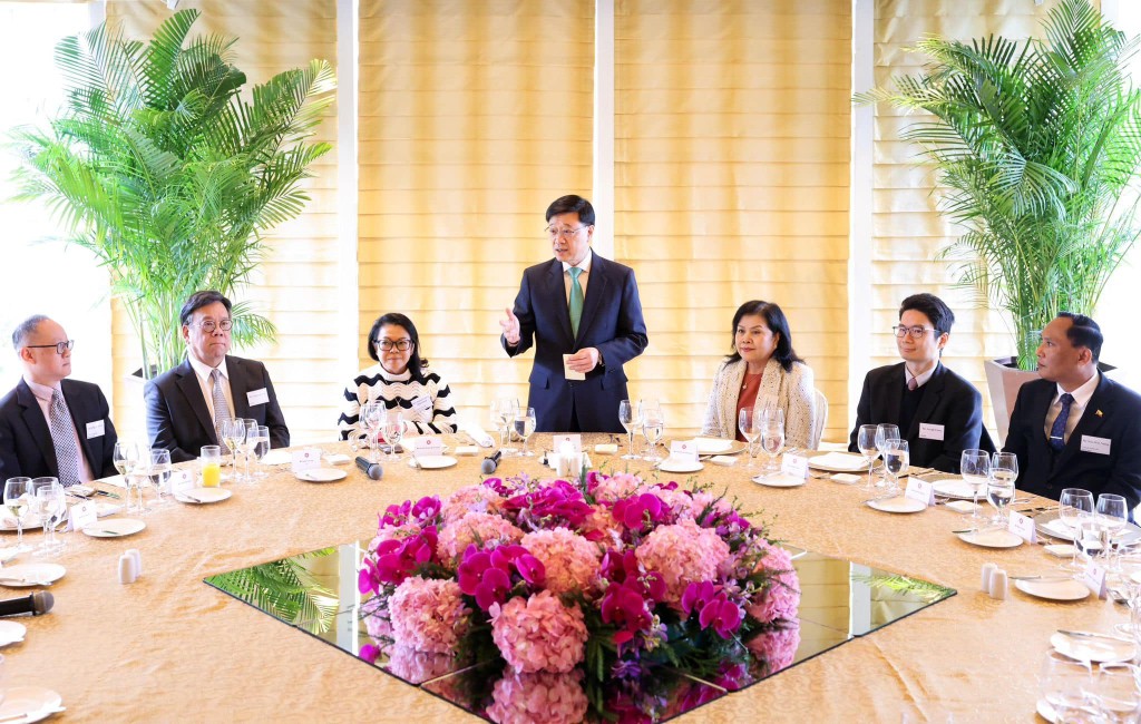 李家超希望例行舉行午餐會，以鞏固香港與東盟的關係。