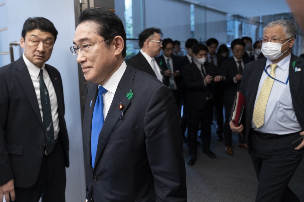 自民党表示，岸田之后的助选活动，应采取防弹措施。 AP