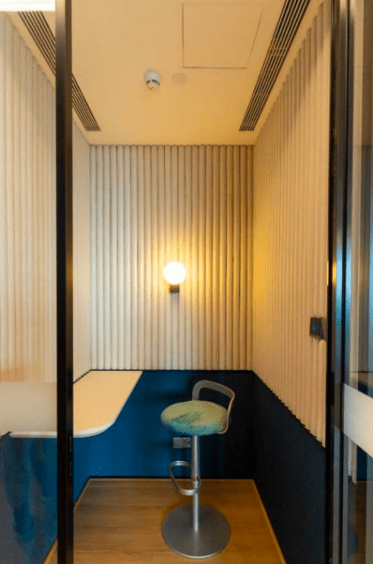 靜音艙 與AI深度對話及電話會