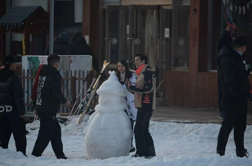 網友指王力宏只是在雪地上講對白，沒有太特別拍攝。
