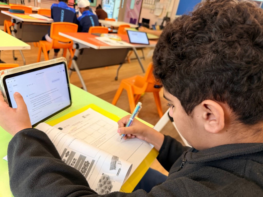 學生應用提示詞技巧