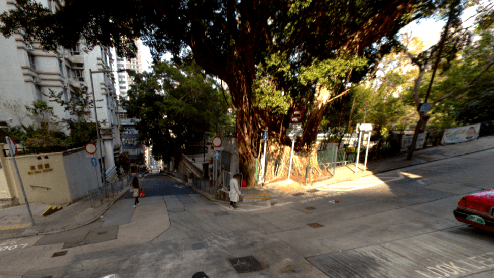 現場為西營盤高街。地政總署街景360截圖