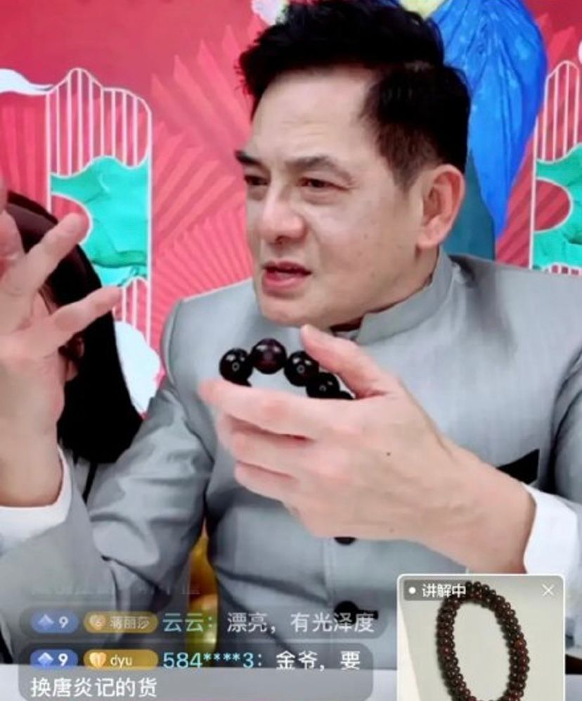 李國麟直踩8小時,眼泛紅筋。