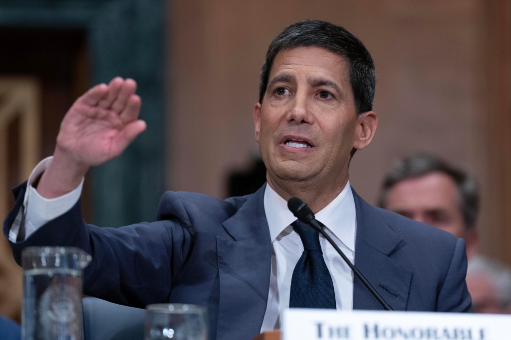 獲總統特朗普提名的聯儲局前理事沃什（Kevin Warsh），於周三（29日）順利獲參議院銀行委員會投票批准提名，標誌着其通往主席寶座的最後障礙已被清除。美聯社