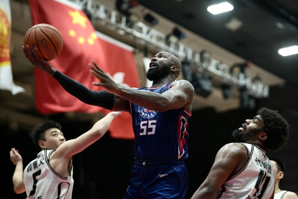 NBL季後賽總決賽Game4，香港金牛主場迎戰安徽文⼀。 劉駿軒攝