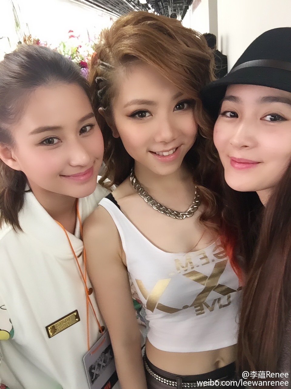 何超莲、李蕴于2015年曾现身邓紫棋的演唱会。