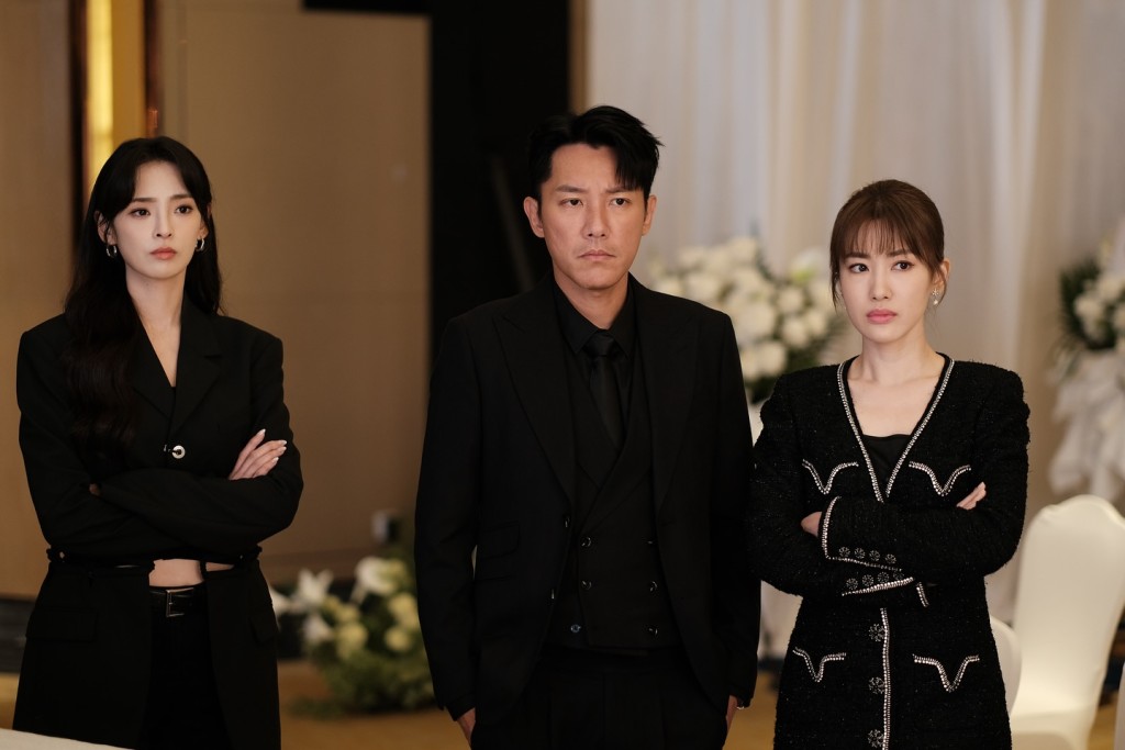 陳楨怡笑言每次跟蔣家旻、張頴康同場做戲，都會忍笑忍得很辛苦，兩人是《巨塔之后》「搞笑孖寶」。