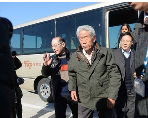 老兵王琪及家人所乘航班下午已起飛。圖:北京青年報