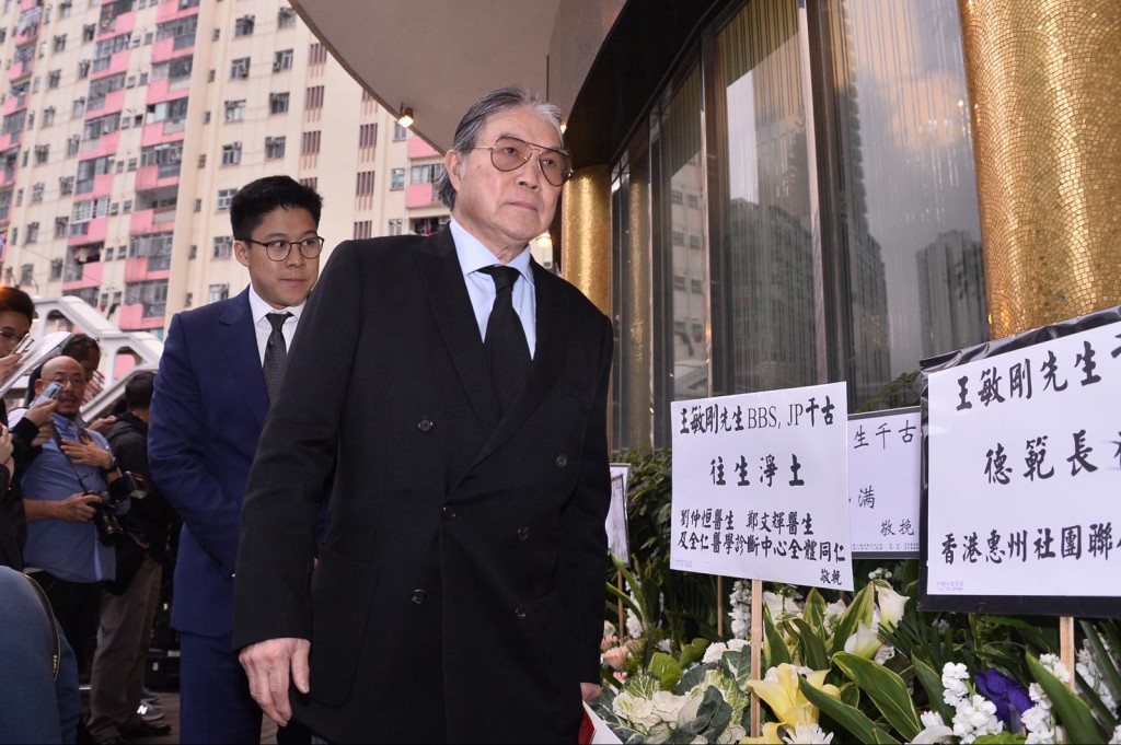 港協暨奧委會會長霍震霆。