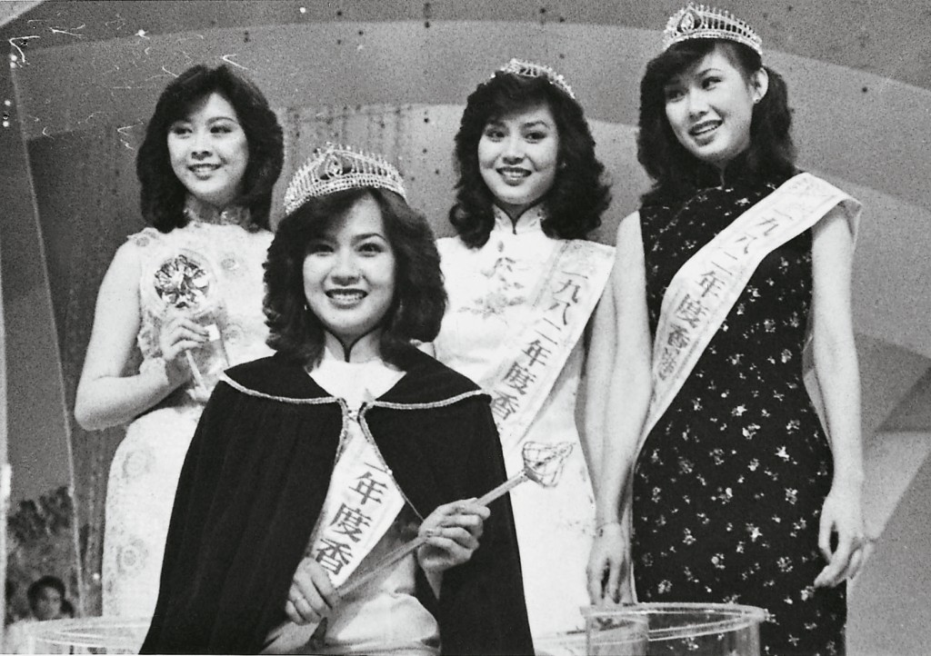 梁韵蕊是1982年港姐冠军。
