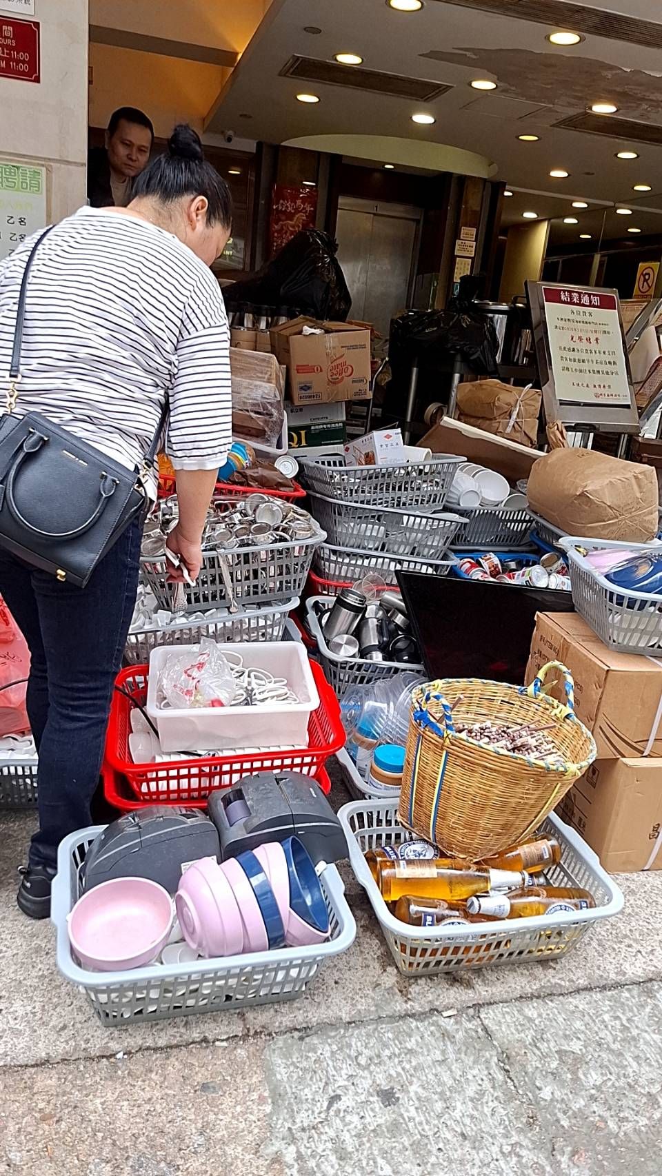 新蒲崗明星海鮮燒鵝專門店於3月1日突然結業。（網上圖片） 