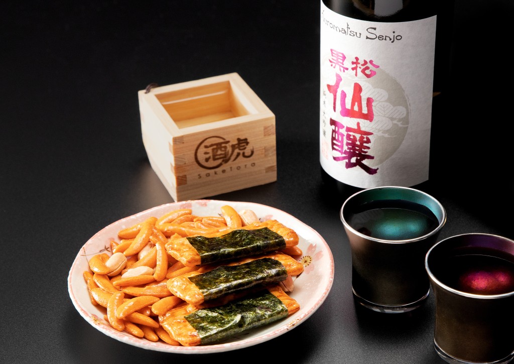 日本跨國酒類網店酒虎於荃灣的R1食品店特設POP UP STORE。