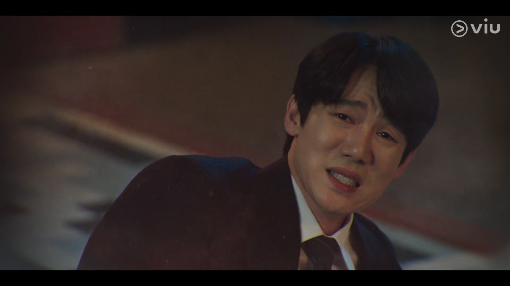 柳演錫飾演申二朗。