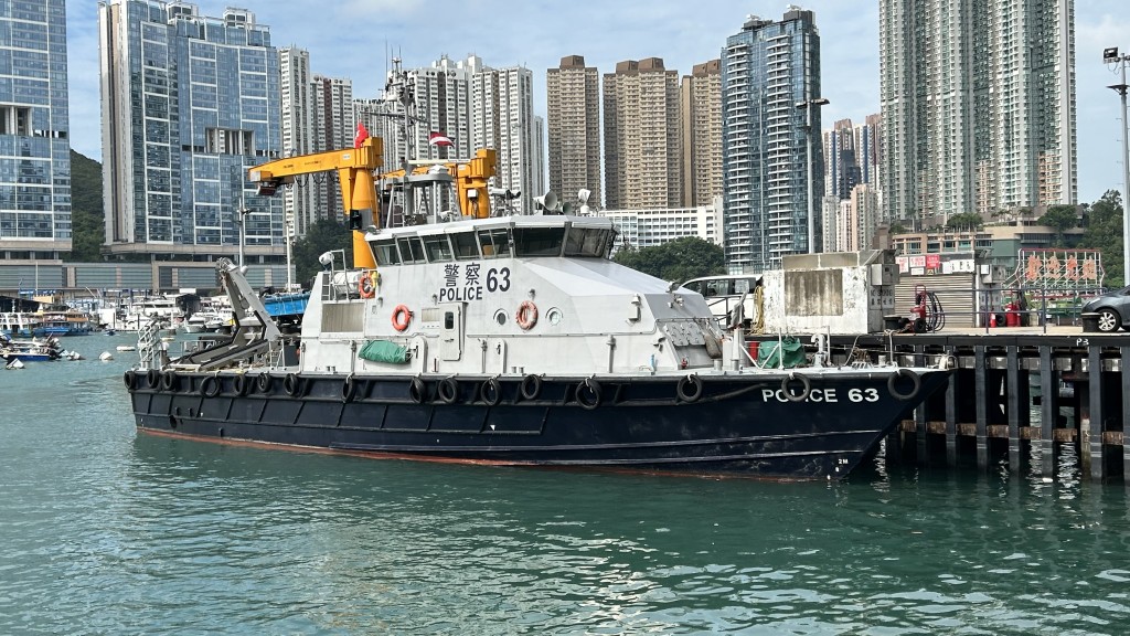 尸体被送到香港仔水警基地作进一步调查。蔡楚辉摄