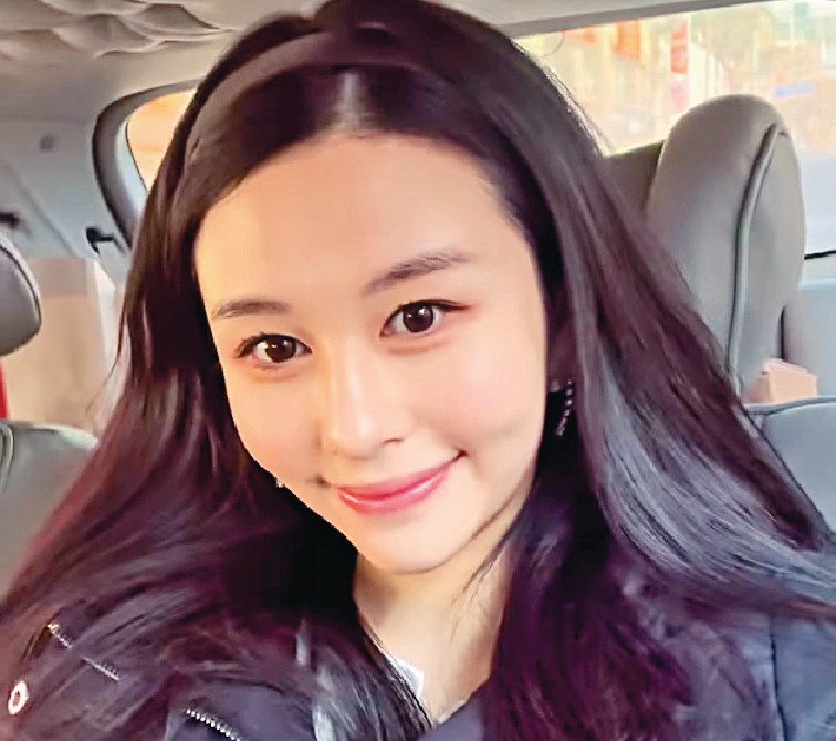 ■沈月坦言還想努力讀書。  
