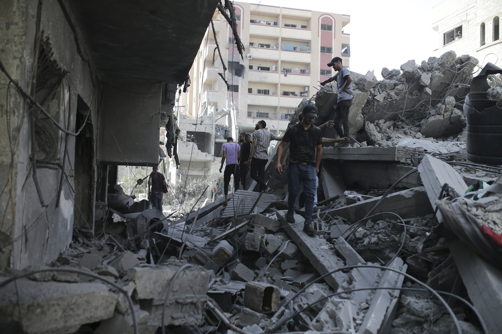 哈马斯称以军袭击致逾200死。美联社