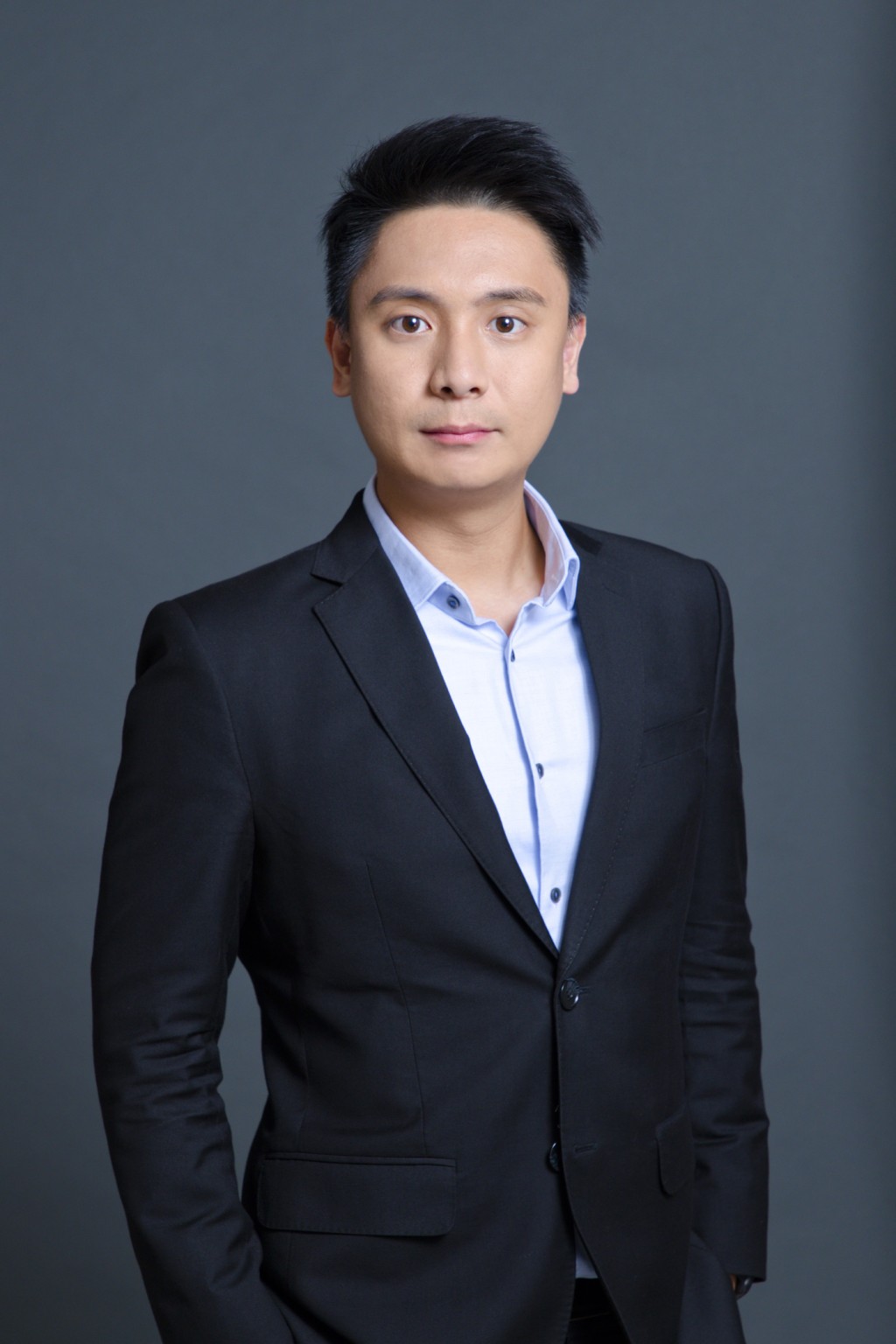 蕭鼎 – 科聯系統集團有限公司人力資源管理系統部門主管