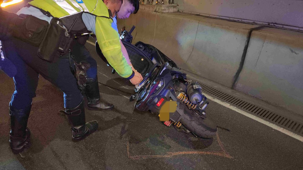 警員到場調查。黎志偉攝