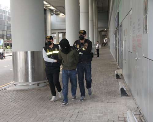 涉案被捕男子現正保釋候查。