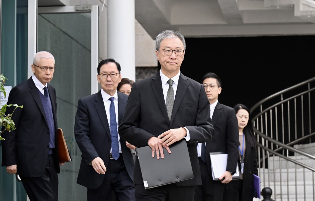 委员举行指示会议。资料图片 委员举行指示会议。资料图片