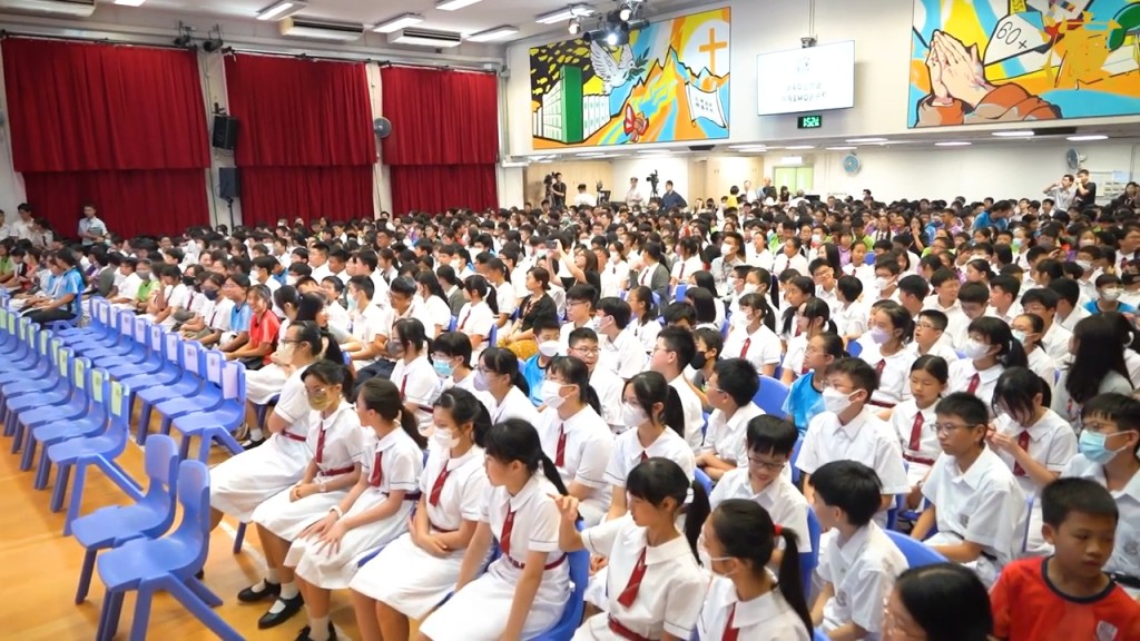 一向熱心社會議題的香港演藝人協會會長古天樂，趁新學年開始宣布演協重啟School Tour，果然坐言起行！