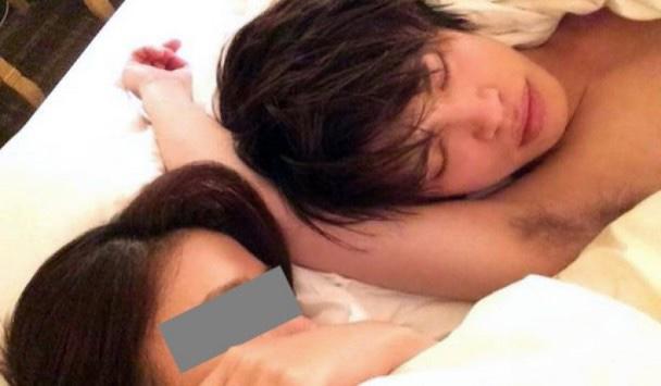 2017年,山本被爆男女關係混亂,並被公開牀照。