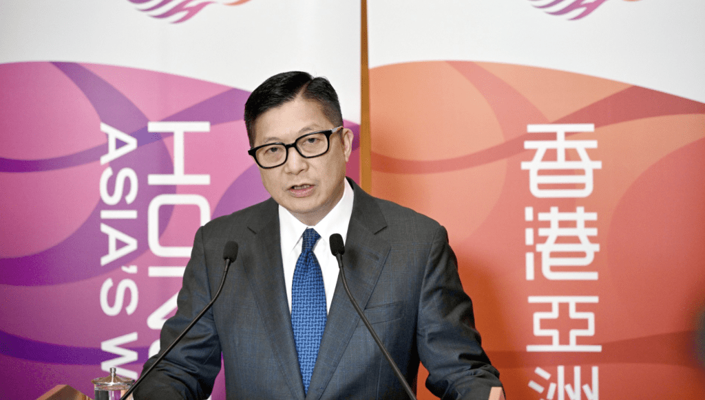 保安局局長鄧炳強表示,當局會確保選舉安全有序進行。 保安局局長鄧炳強表示,當局會確保選舉安全有序進行。