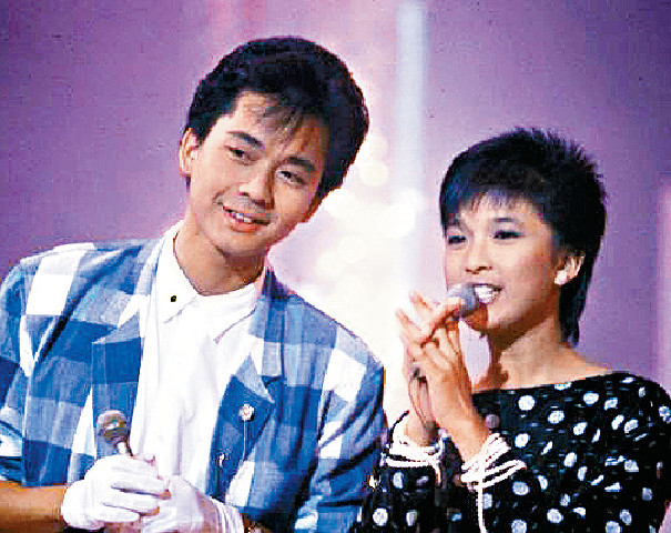 ■蔡枫华当年因被指暗寸张国荣而被换出《劲歌金曲》。（资料图片）
