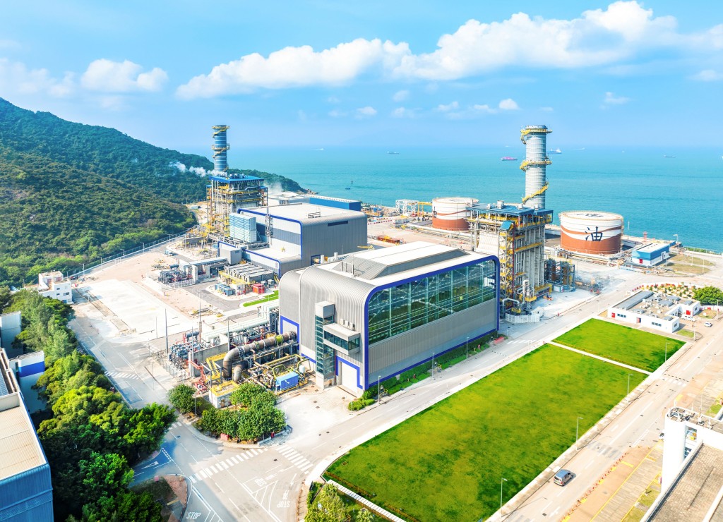 龍鼓灘發電廠的新燃氣發電機組 / The new gas-fired generation units at Black Point Power Station