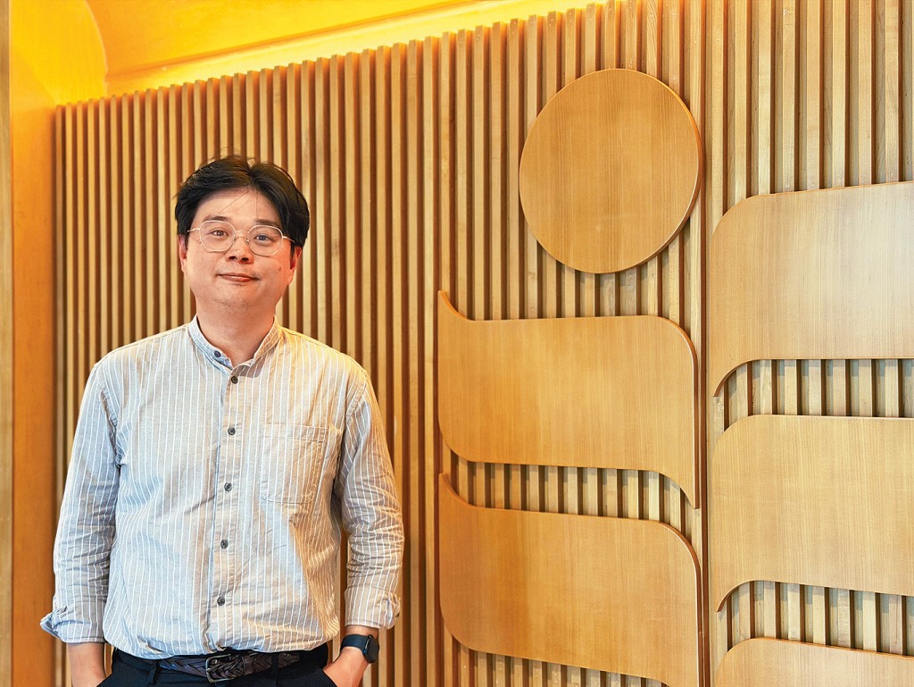 黃定一期望可以展開全港中小學研究，深入了解學生使用GenAI及社交媒體的情況，以找出部分隱藏個案。