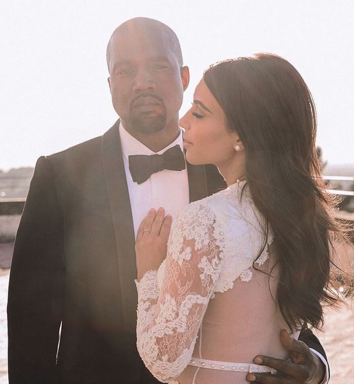 跟Kanye West結婚多年。