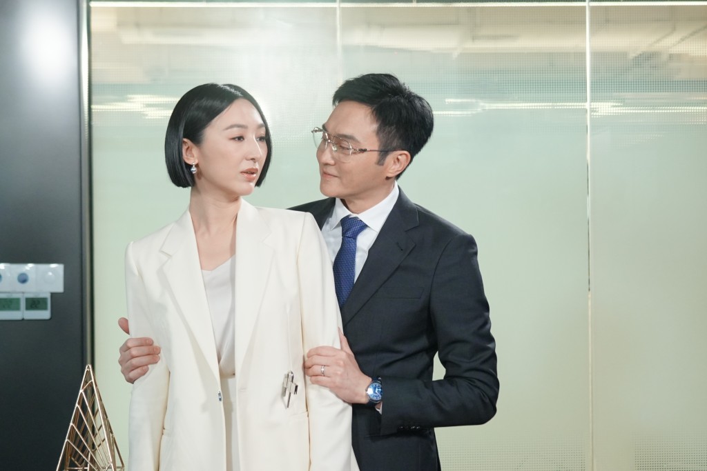 莊臣惡行雖被揭發，但溫麗欣的悲劇卻令洪海允（高海寧 飾）淪為網絡輿論箭靶。