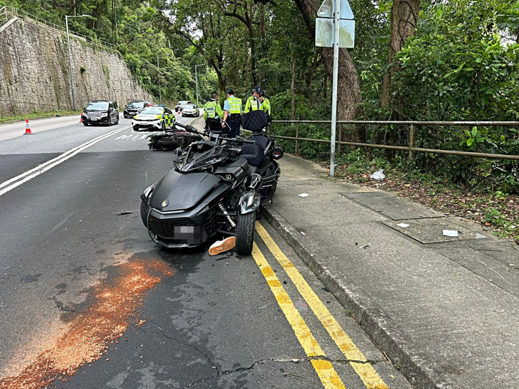 涉事三輪電單車疑漏油。曾志恆攝 涉事三輪電單車疑漏油。曾志恆攝