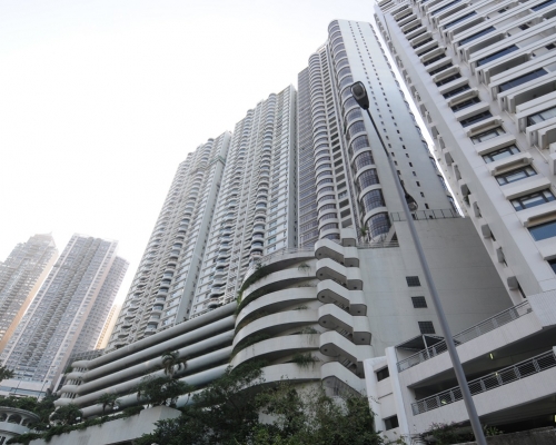 中半山豪宅花園台。資料圖片