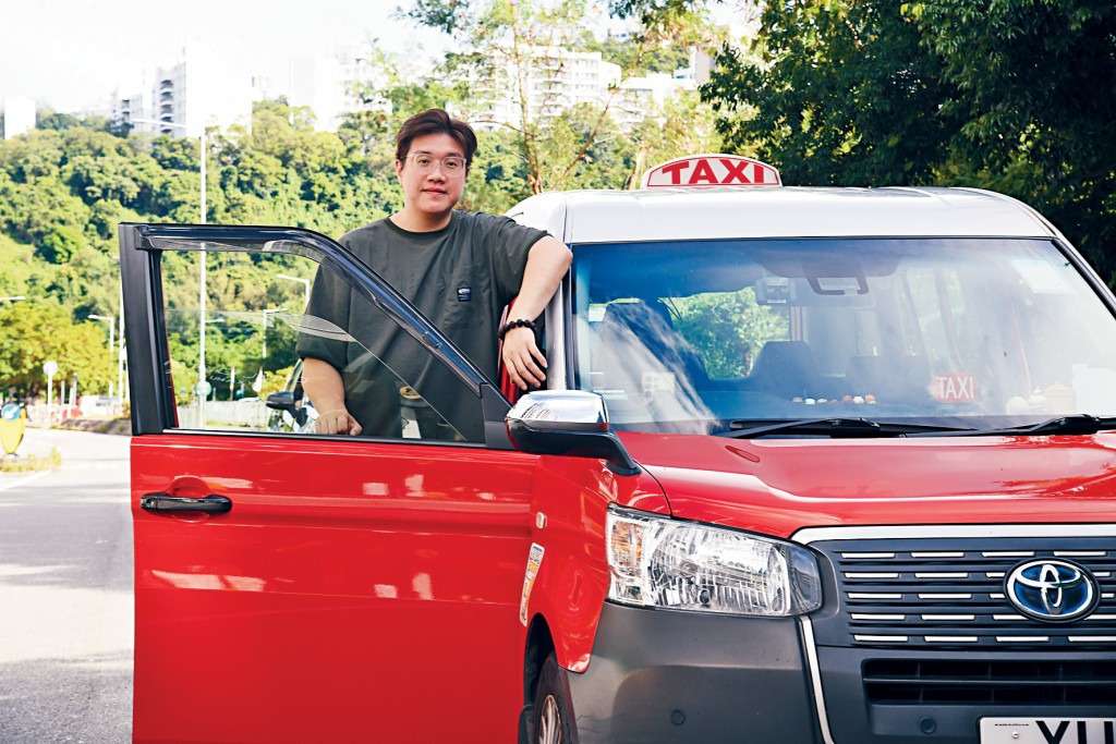 王振宇曾任私人司機，三年前轉闖的士界，透過細心且專業的服務，為「的哥」正名。