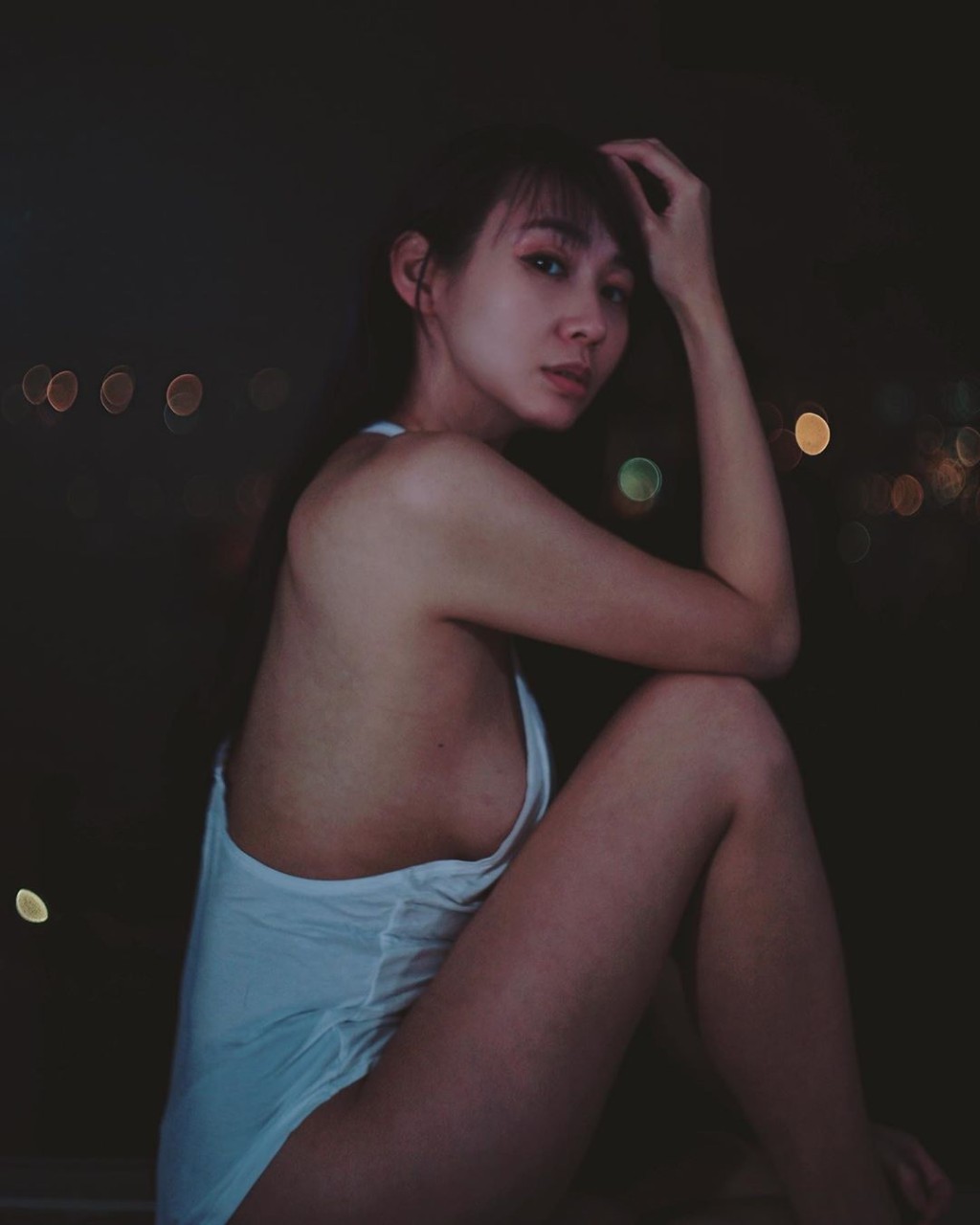 疫情下，莊端兒的性感相通相喺屋企影多。
