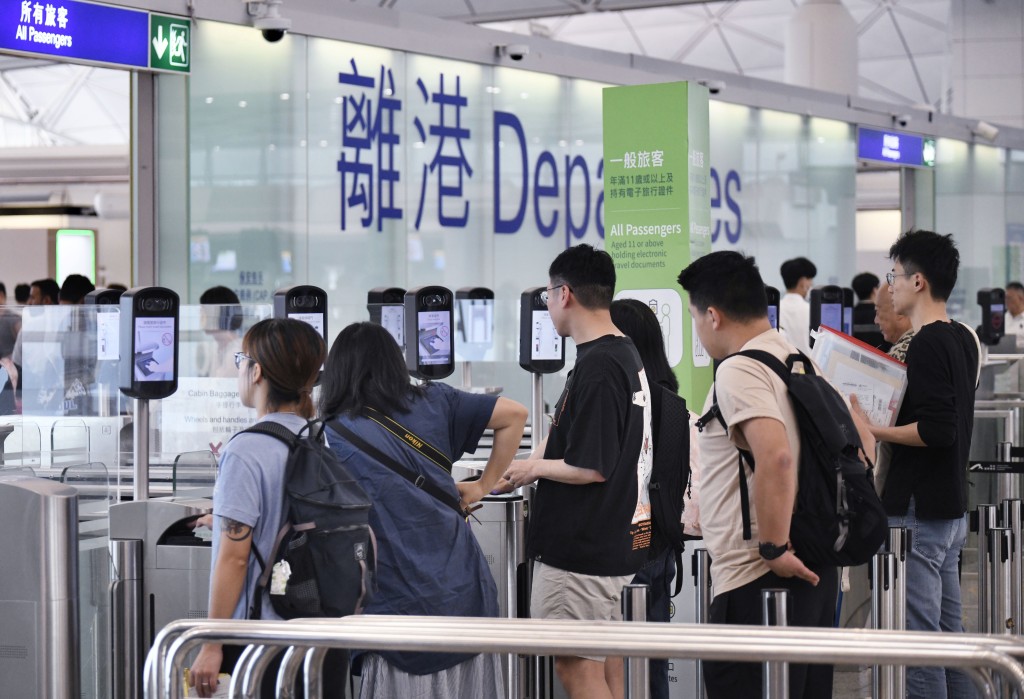 今年復活節假期間，最高峰期間一日有20萬人次。資料圖片