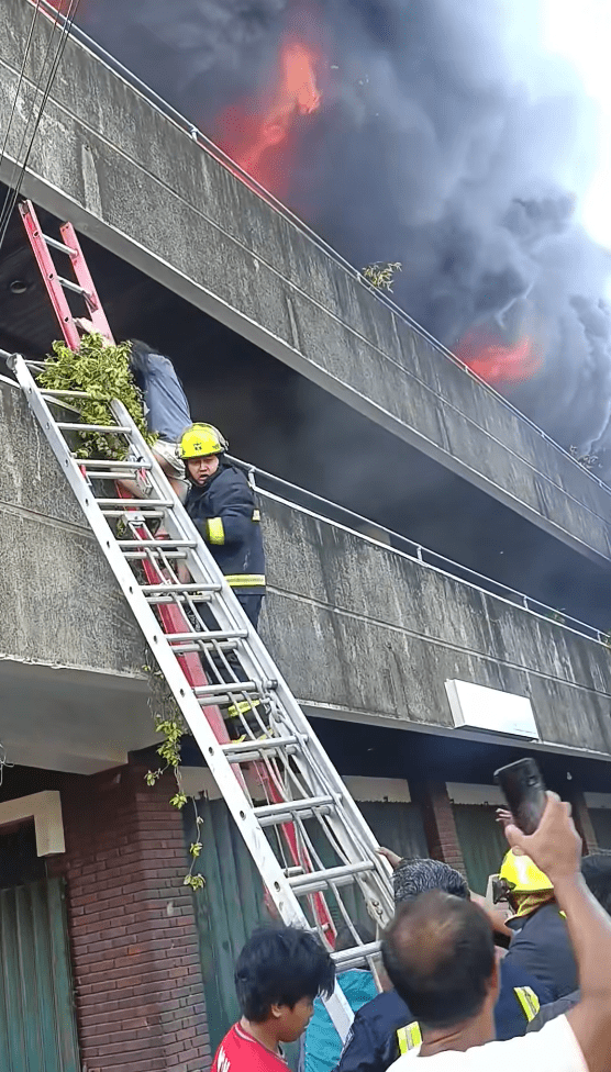 女子成功逃出鬼門關。FB@IvyBaya 女子成功逃出鬼門關。FB@IvyBaya