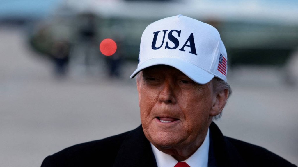 特朗普轟鮑威爾「要麼無能，要麼腐敗」 稱未來幾周宣佈儲局主席繼任人