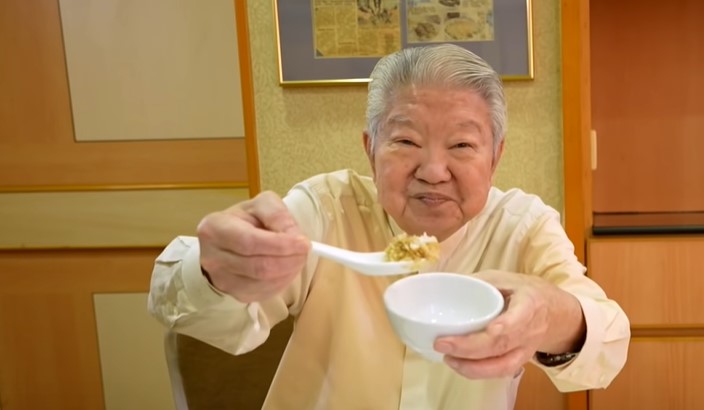 「哈日族」食家蔡澜曾在社交平台上透露，近年放弃日本米而转投五常米怀抱
