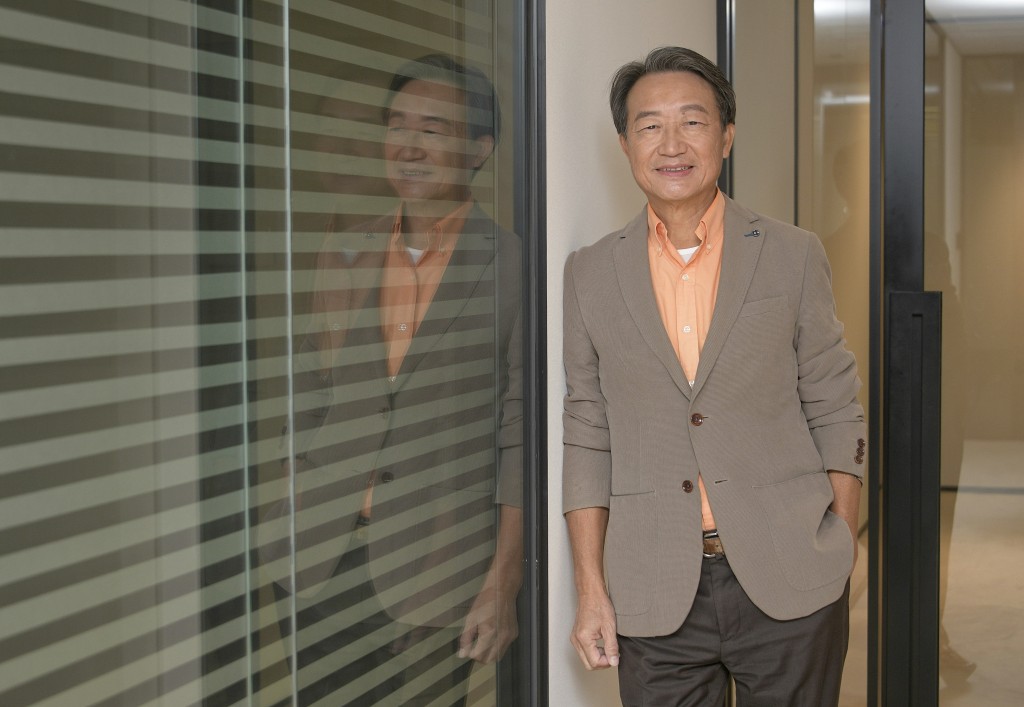 林新強相信,自己可以在律師事務所,利用在法律專業以及立法會的經驗,培育新一代法律人才。資料圖片 林新強相信,自己可以在律師事務所,利用在法律專業以及立法會的經驗,培育新一代法律人才。資料圖片